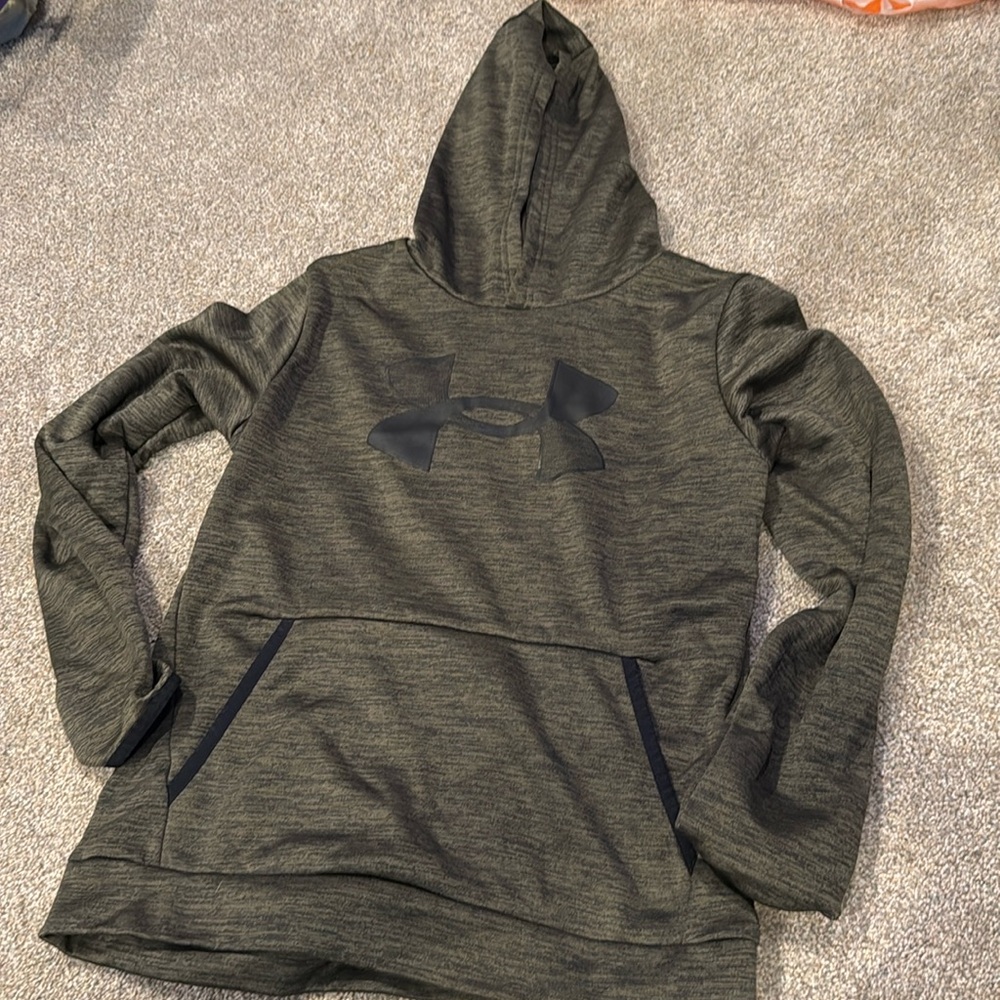 Boys UA hoodie